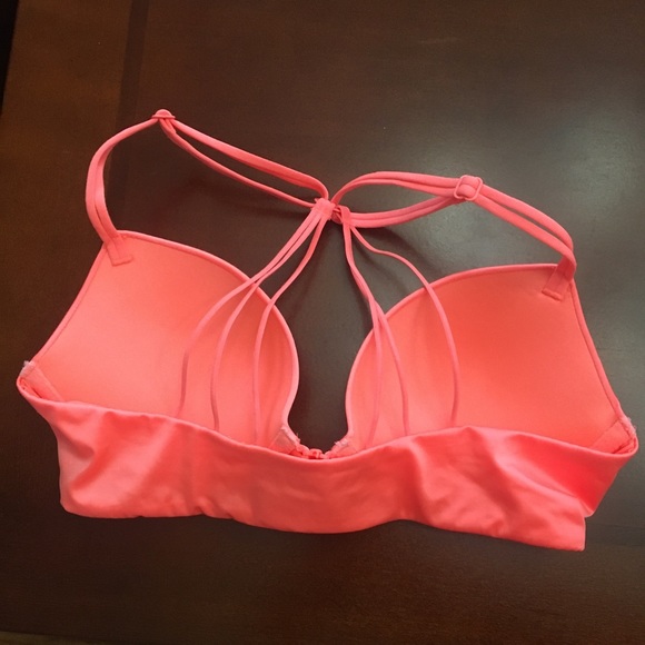 Victoria’s Secret Bra 32C - Picture 2 of 2